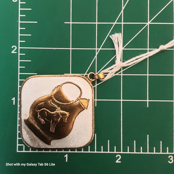 Vintage 1970 Peking China Enamel Pendant Tang Dynasty Pitcher - Picture 5 of 5